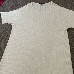 Rubbed cream t-shirt